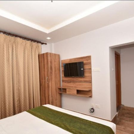 西隆 Castle Residency酒店 外观 照片