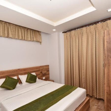 西隆 Castle Residency酒店 外观 照片