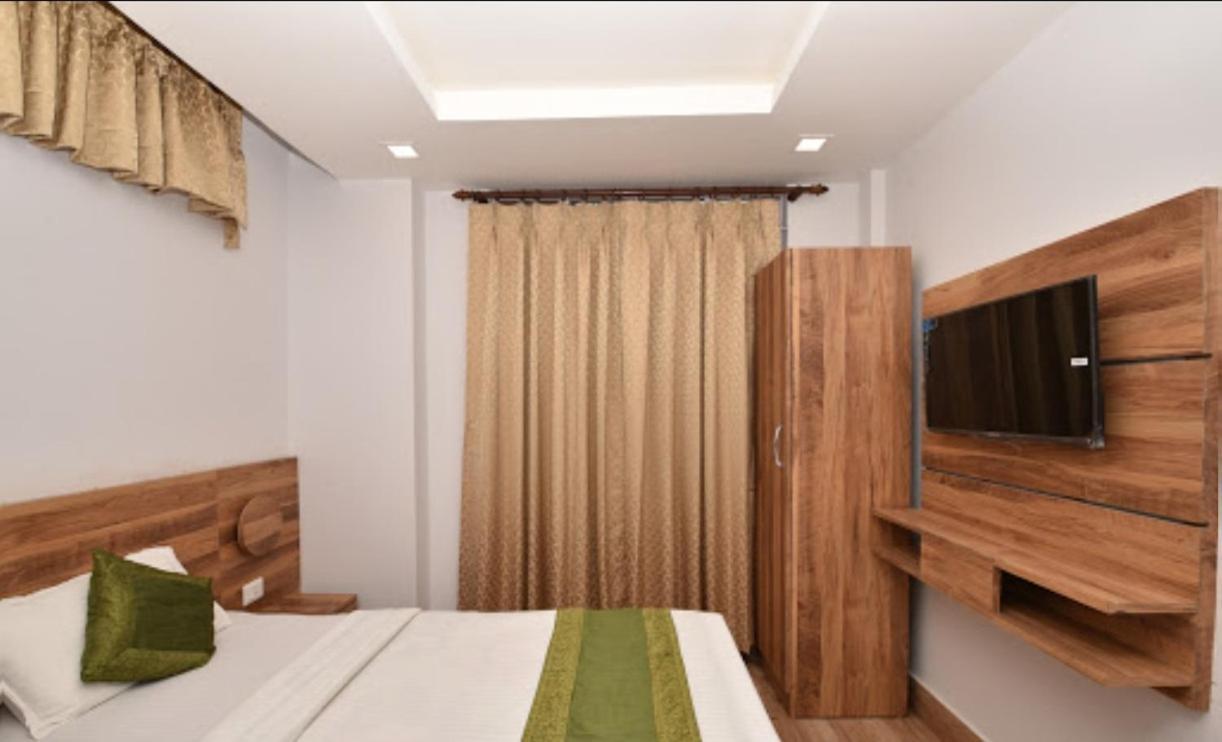 西隆 Castle Residency酒店 外观 照片
