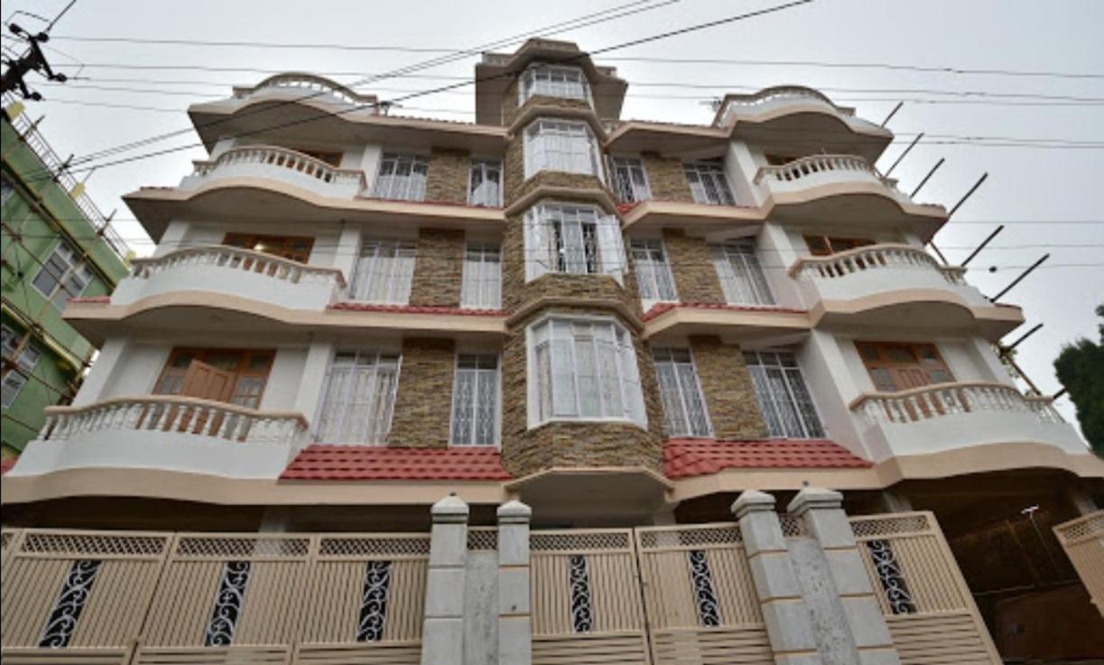 西隆 Castle Residency酒店 外观 照片